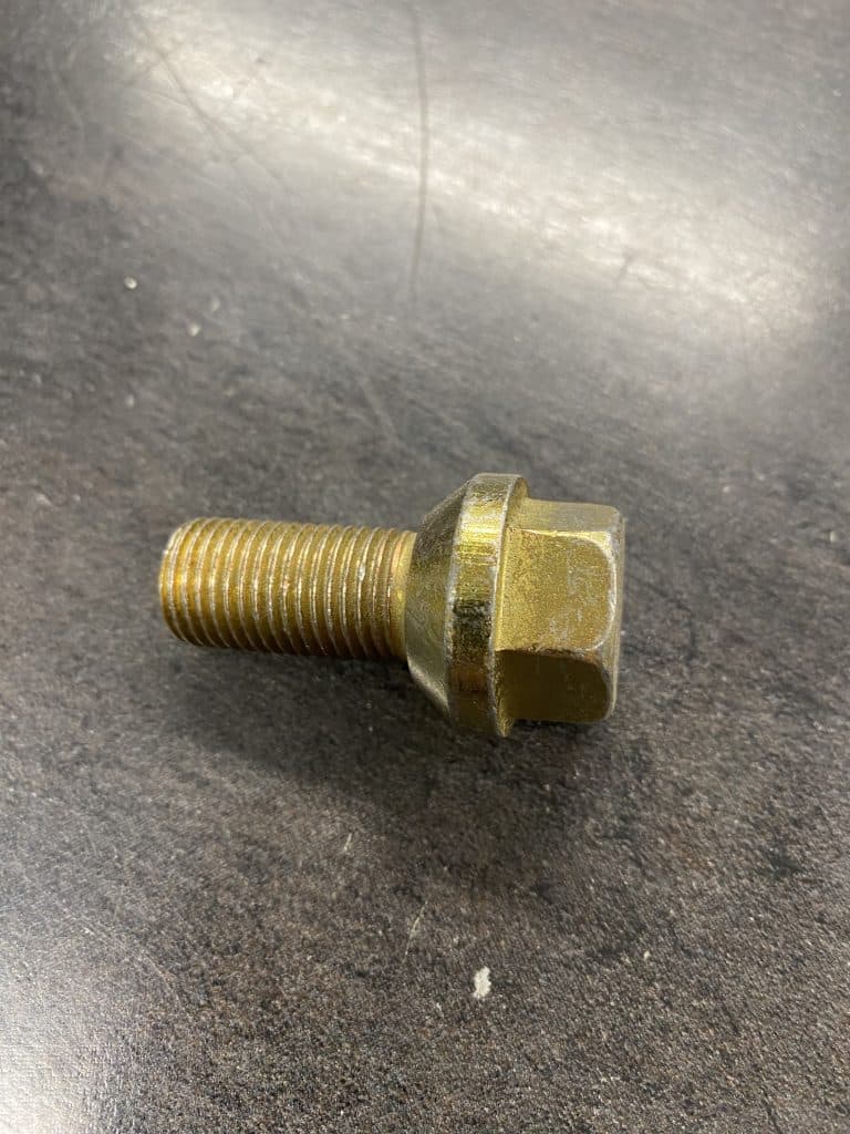 Felgubolti 12 mm